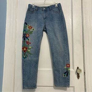 Hayden Los Angeles 100% Cotton Floral Embroidered Women’s Blue Jeans Size M